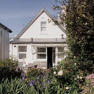 Kelly Street In Battery Point Holiday home