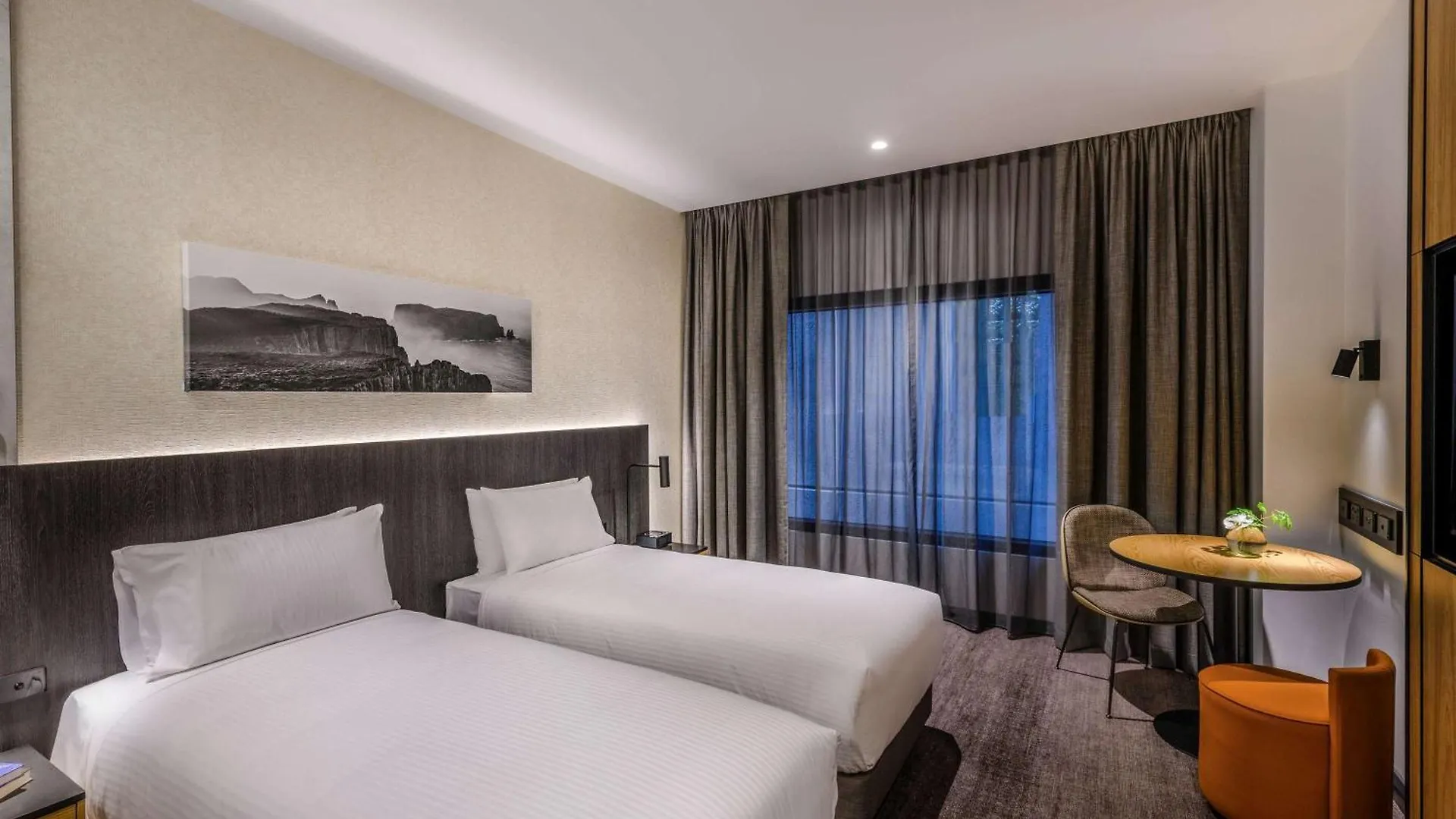 ****  Moevenpick Hotel Hobart Australia