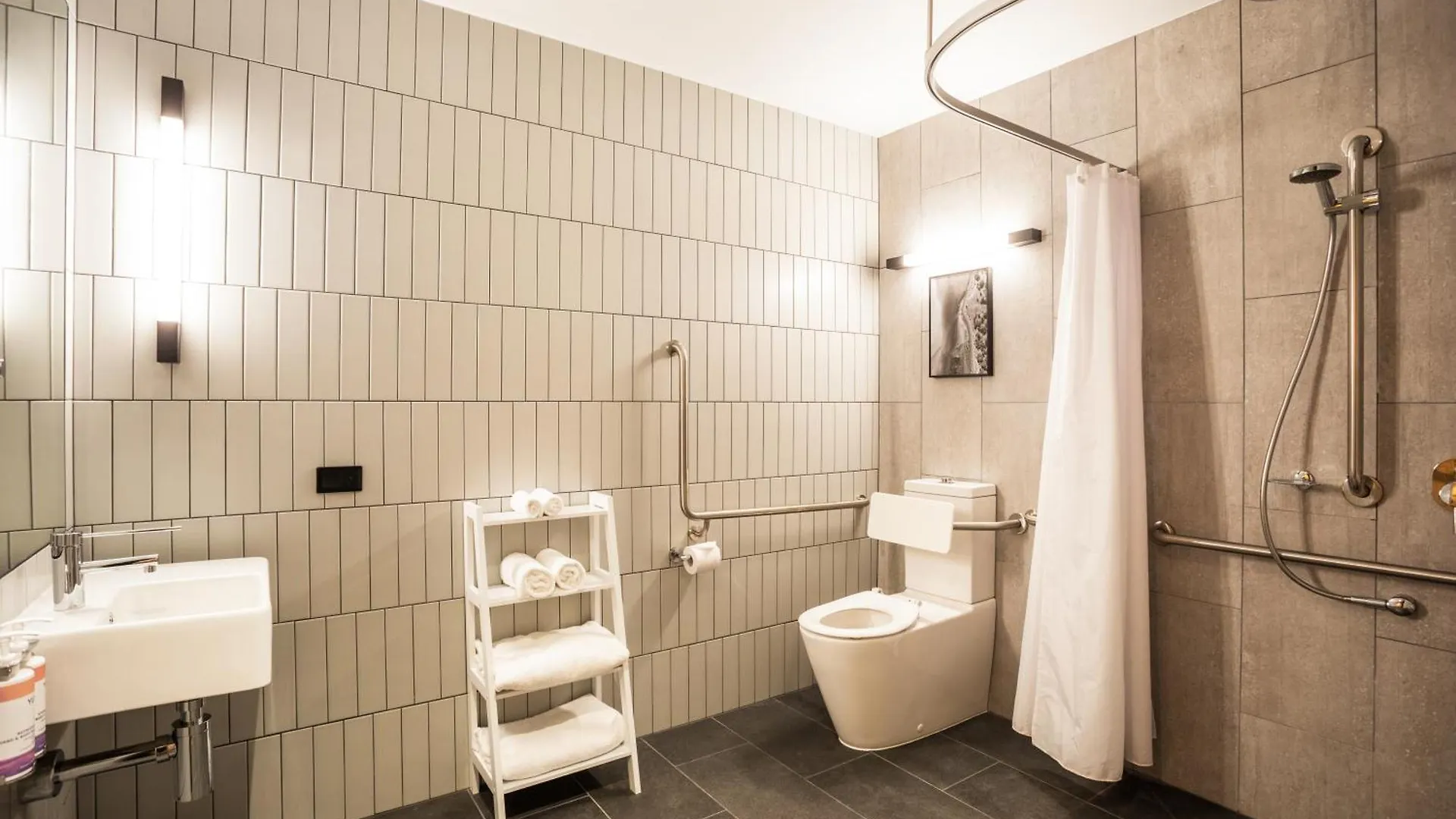 Moevenpick Hotel Хобарт