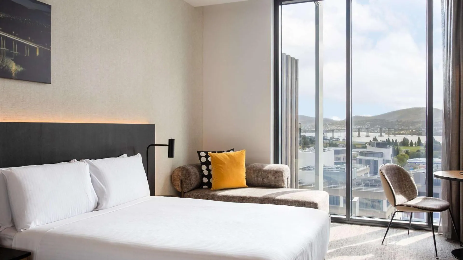 ****  Moevenpick Hotel Hobart Australia
